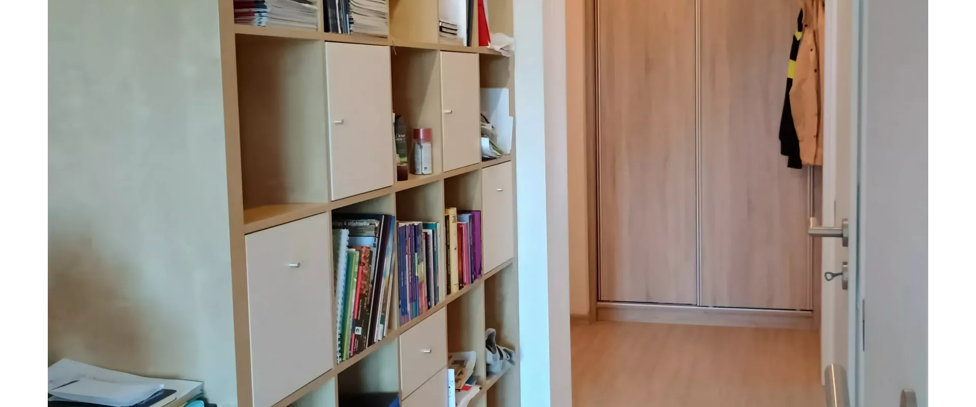 Prenájom: 2-izbový byt s parkovacím miestom Nové Zlatovce