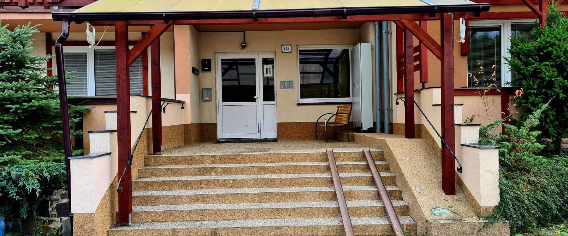 APARTMÁN V TATRÁCH, 67M2, TERASA, VEĽKÝ SLAVKOV