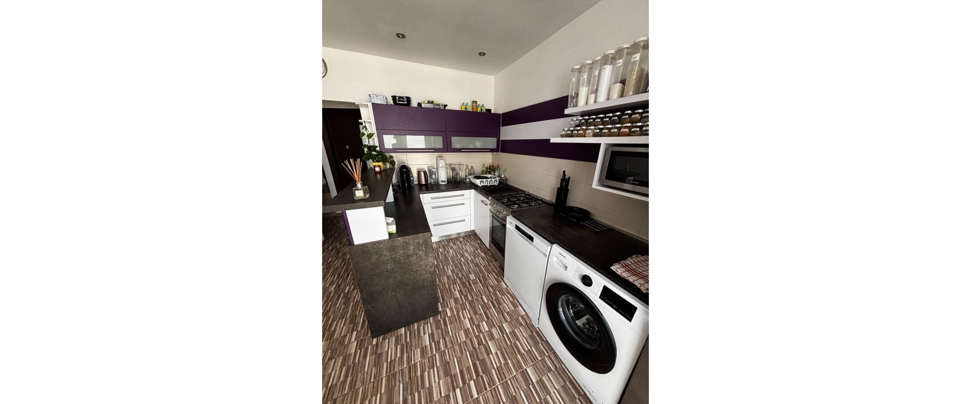 Prenajmeme veľký 3 izbový byt v Prievidzi na Zapotôčkach.