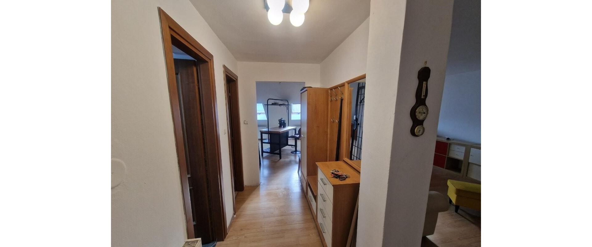 Prenájom 3-izboveho bytu v centre Košíc.