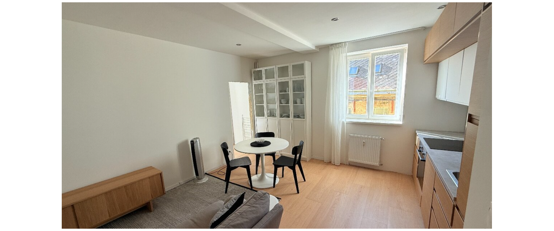 Prenájom čerstvo zrekonštruovaného 2 izbového bytu v centre