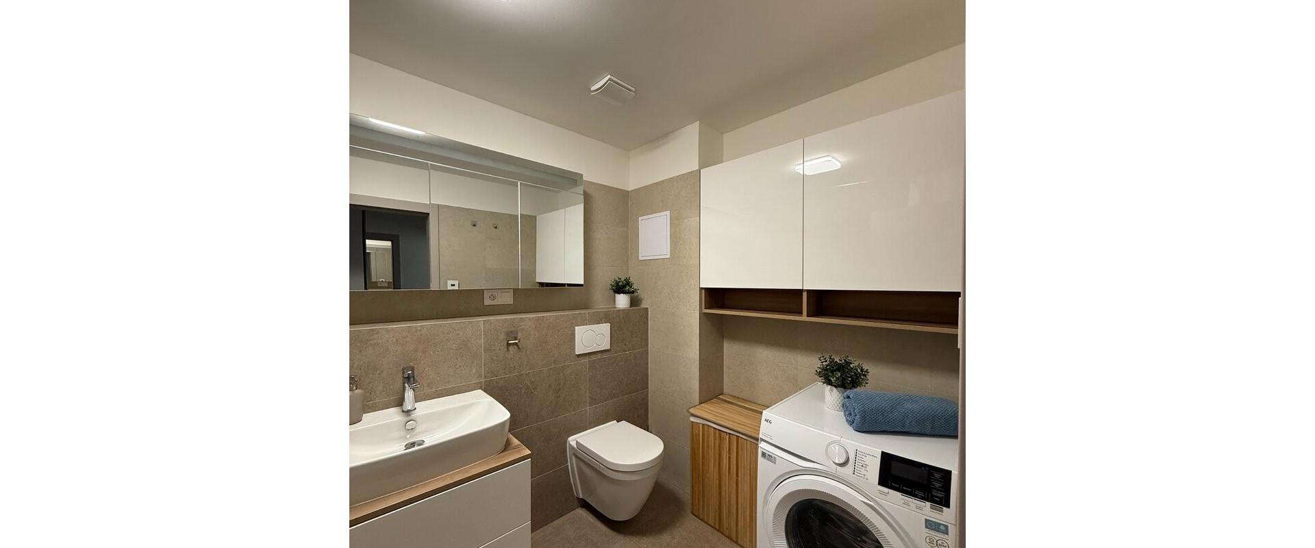 Na prenájom 3-izbový byt  s terasou v Rovinke - Slnečnicová ul.