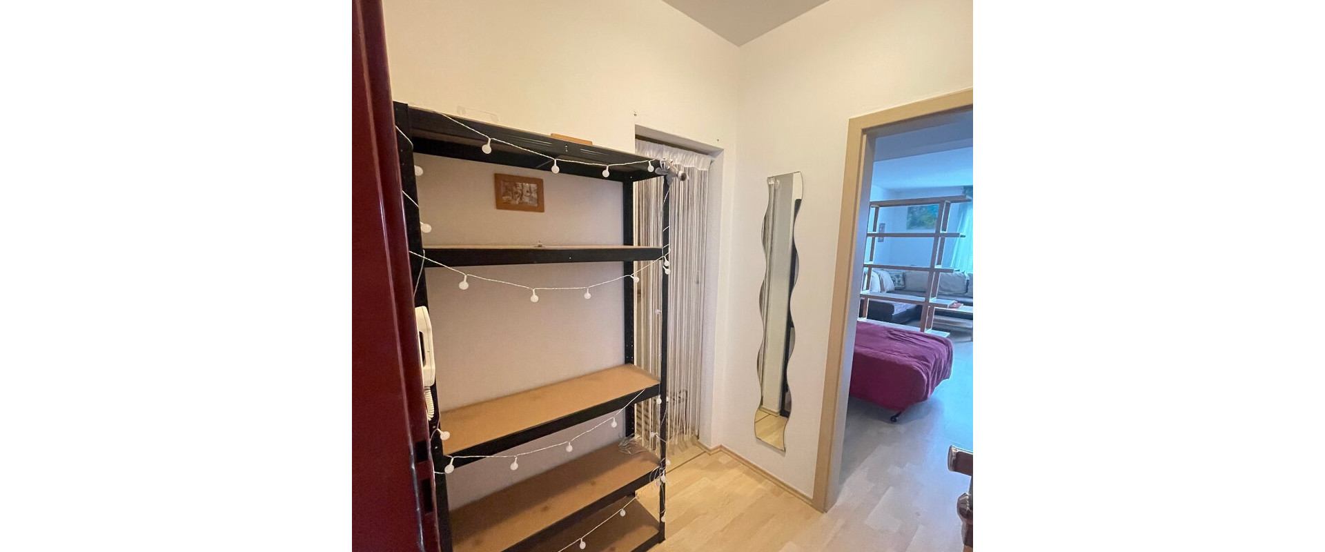 Na prenájom 1-izbový byt v Miloslavove časť Alžbetin dvor.