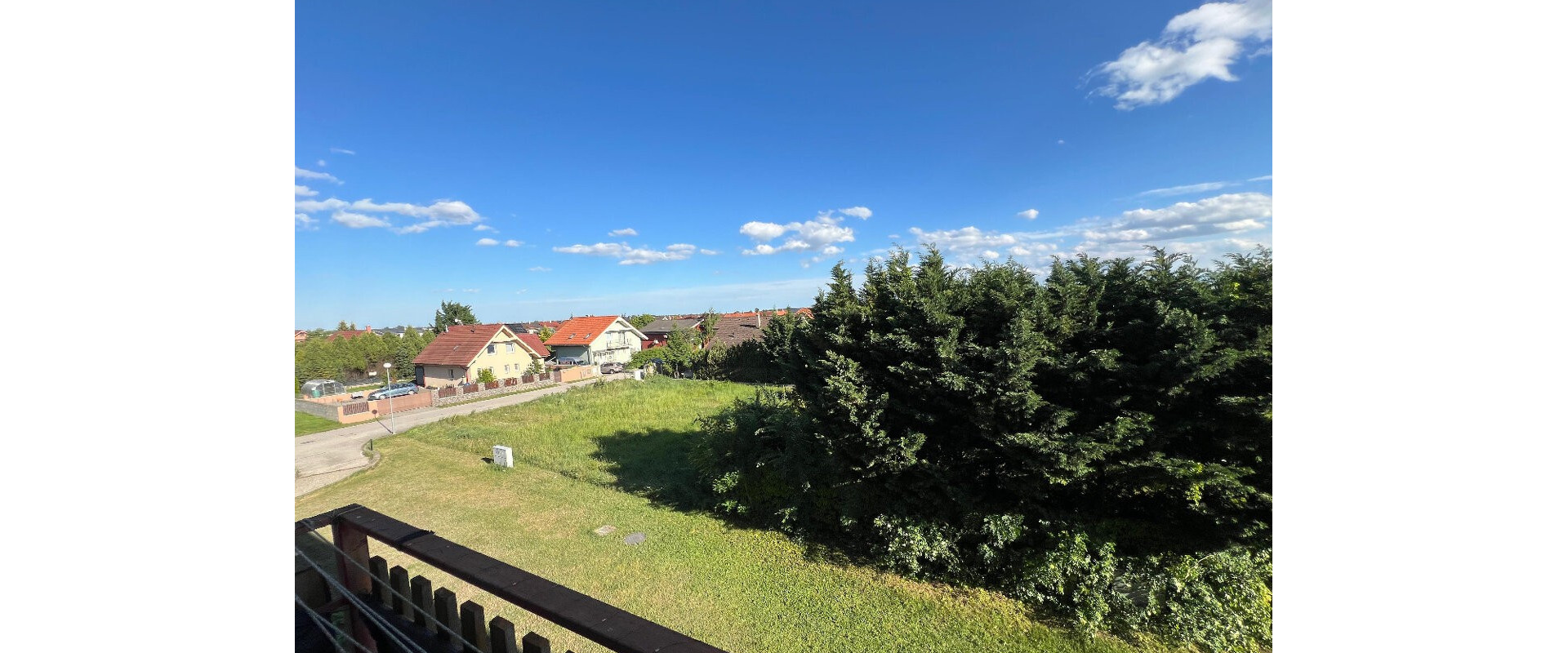 Na prenájom 1-izbový byt v Miloslavove časť Alžbetin dvor.