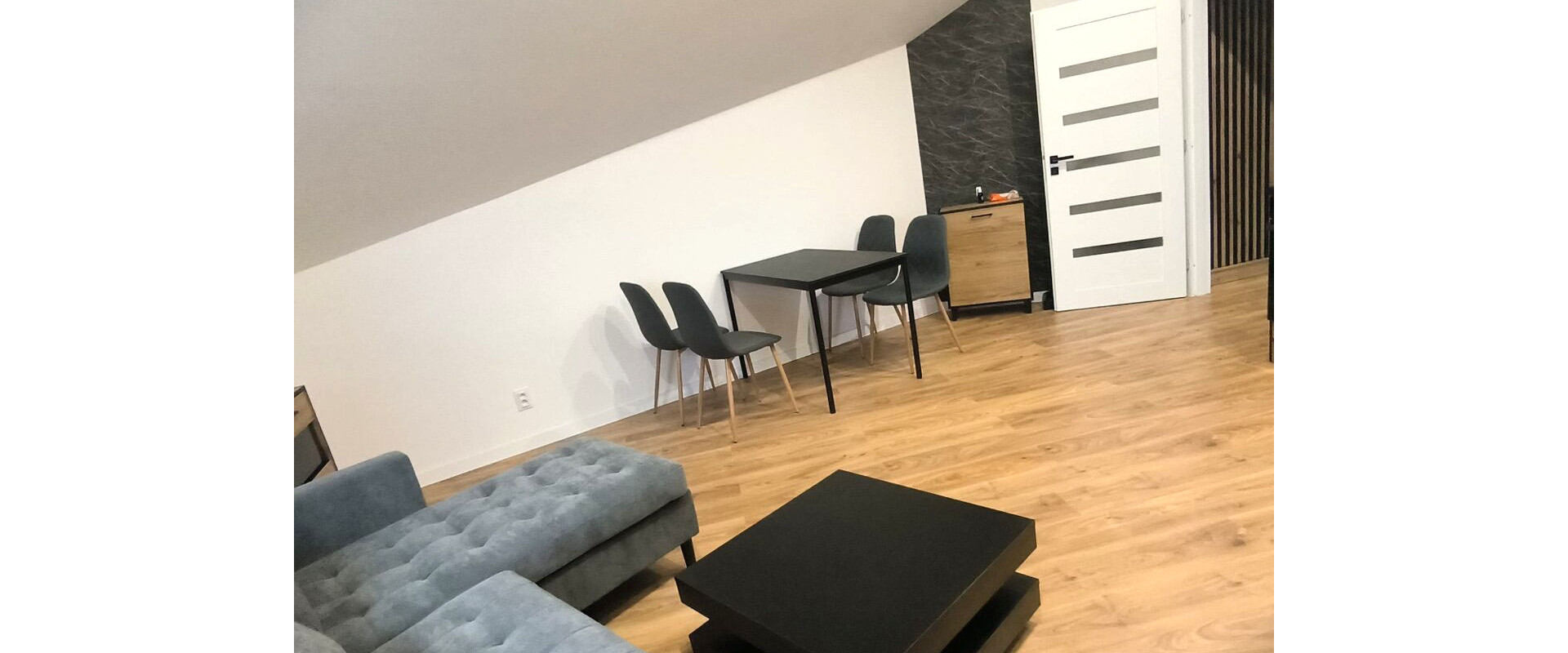 Prenájom v Srdci Michaloviec: Moderný a Elegantný 2-izbový Byt!