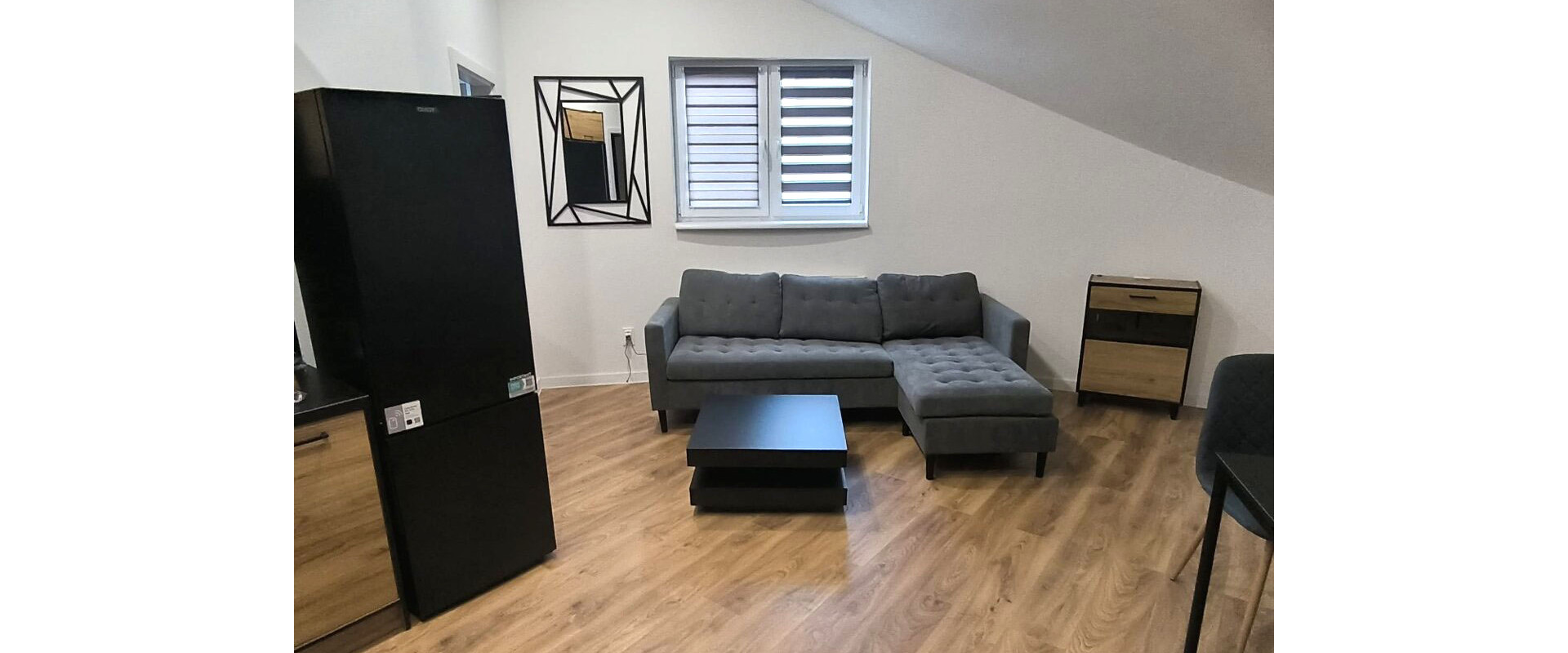 Prenájom v Srdci Michaloviec: Moderný a Elegantný 2-izbový Byt!