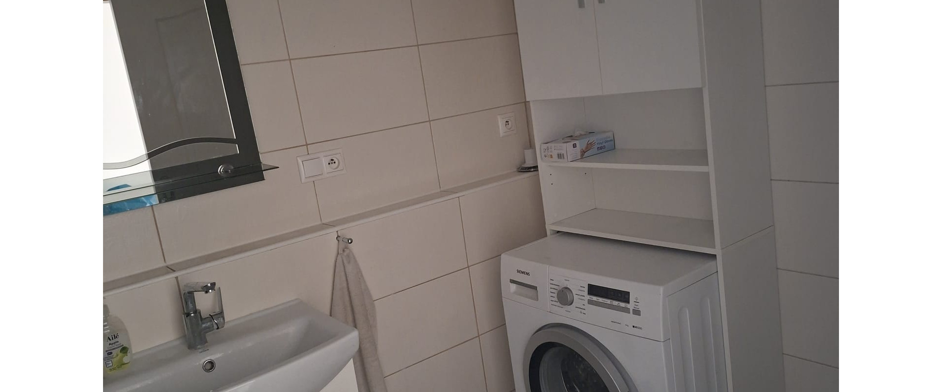 PRENÁJOM 2-izbový svetlý byt Nová Dubnica