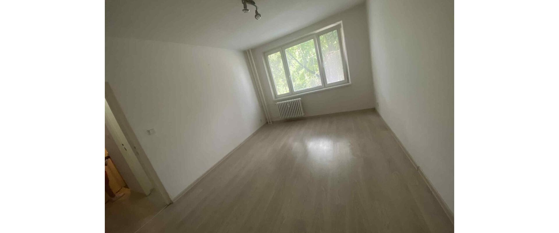 Prenájom 2 izbového bytu, Gagarinovo námestie, Nad Jazerom, Košice