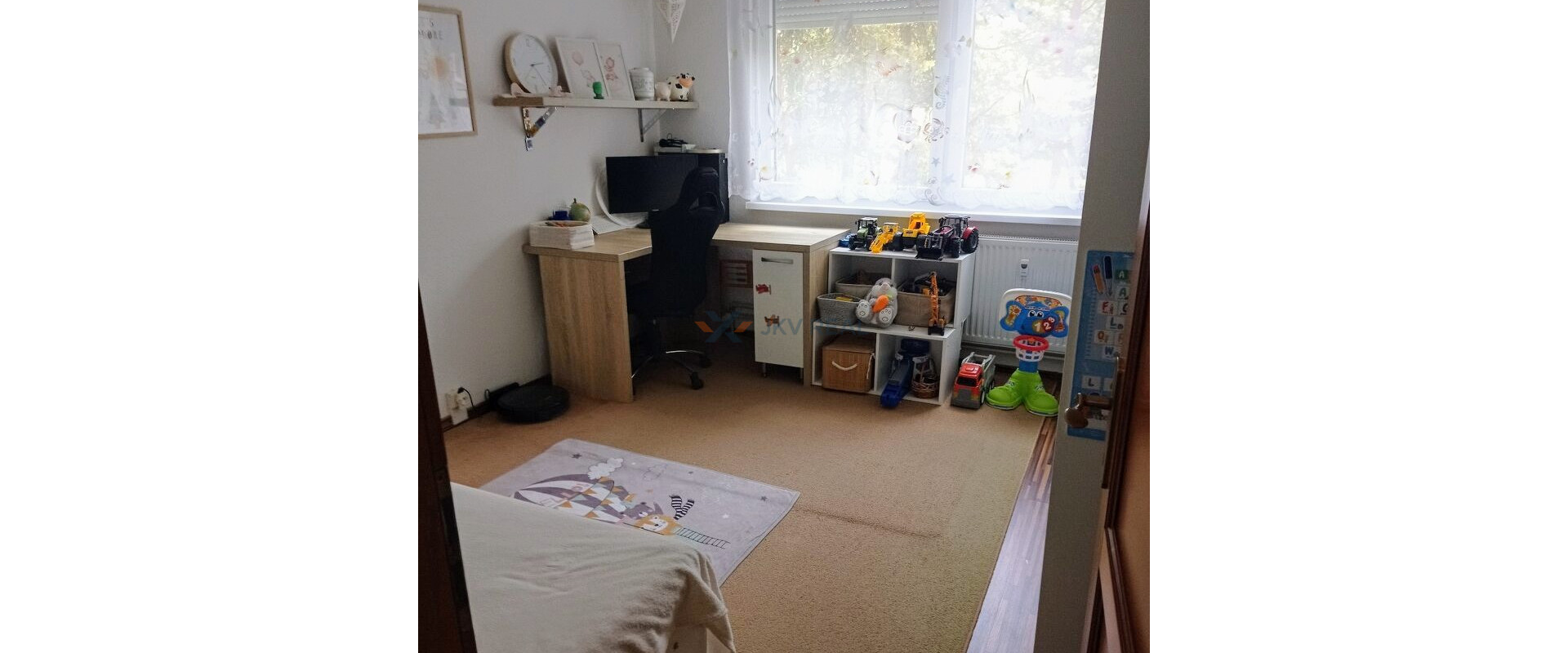 Predaj: Priestranný 3-izbový Byt s Balkónom na Vyhľadávanom Sídlisku 3 v Humennom!