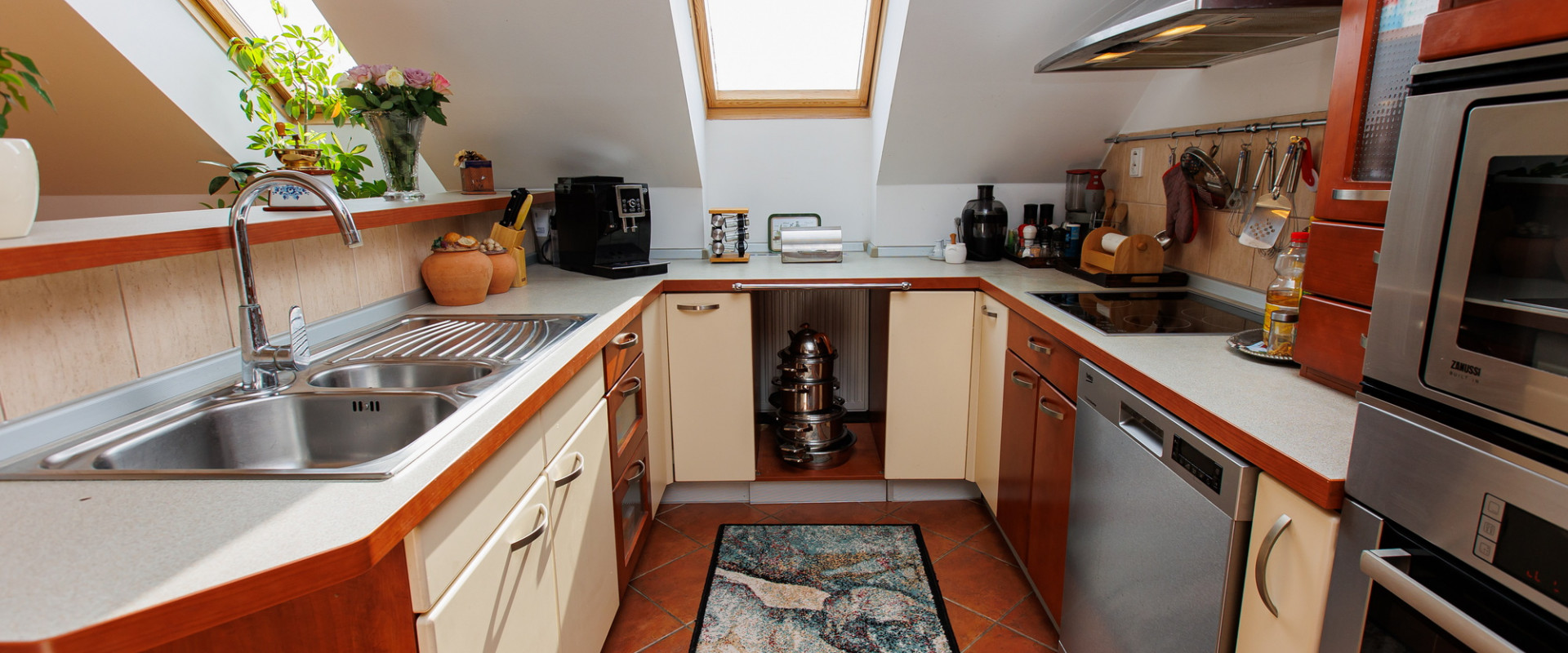 VEĽKÝ 4 - IZBOVÝ BYT 140 M2  NA PREDAJ - PIEŠŤANY