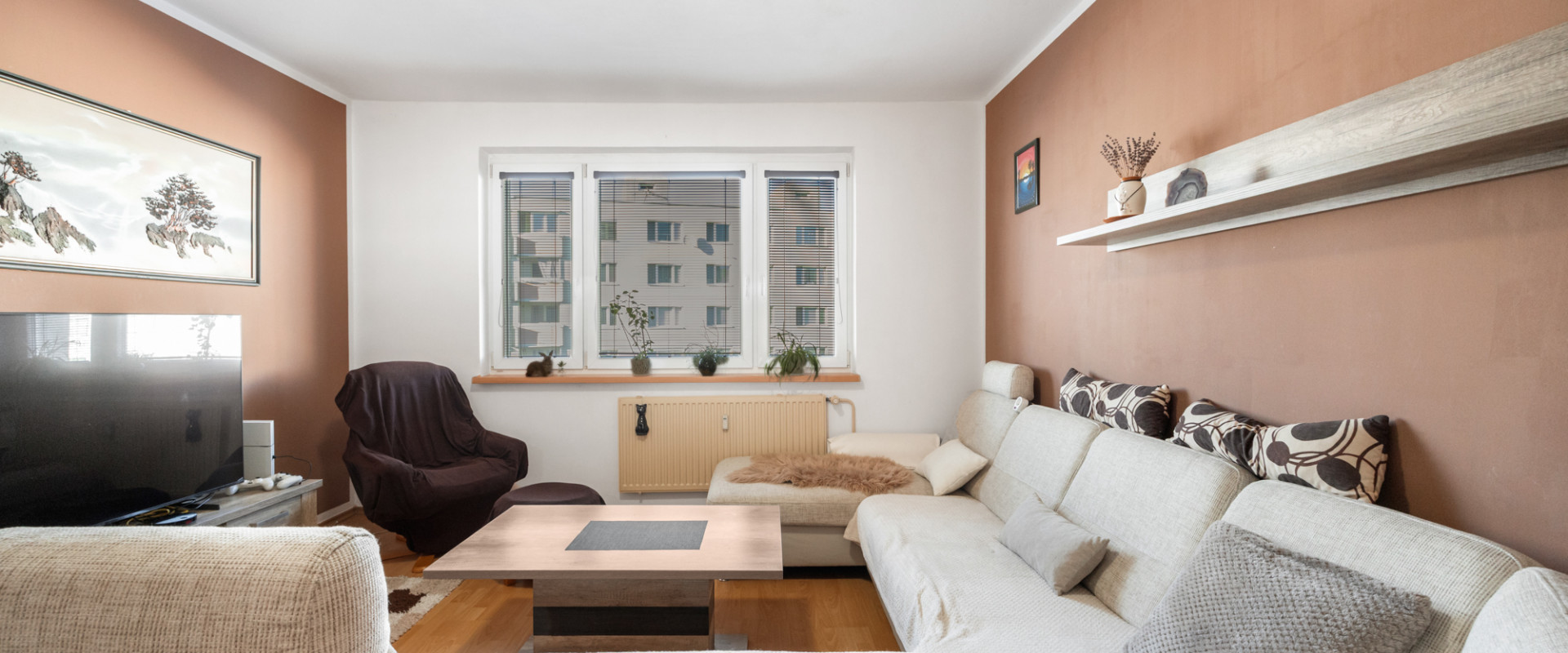 Priestranný 4i byt vo vyhľadávanej lokalite Vrakune!