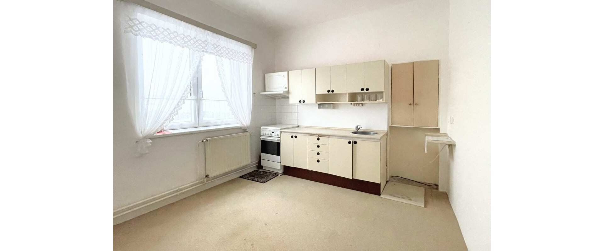 Rodinný dom s 2 bytmi – Vajnory