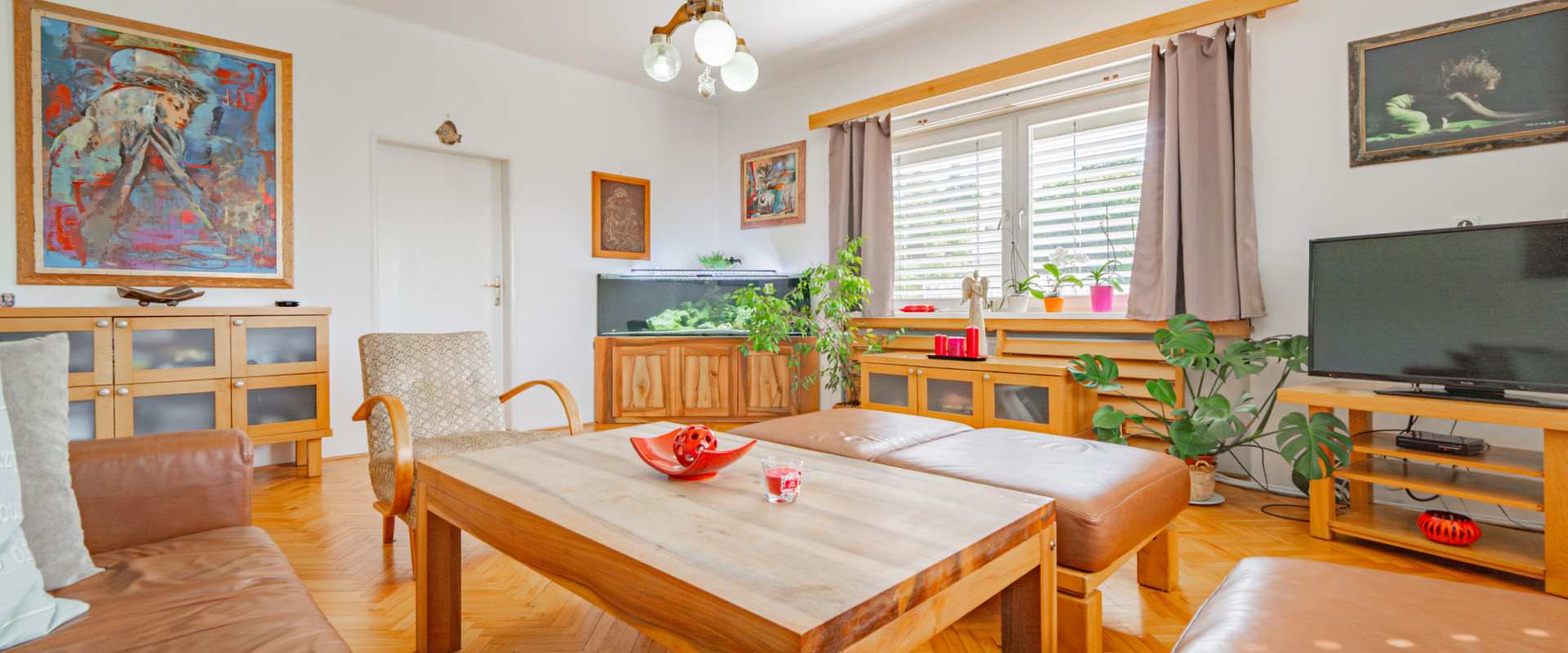 EXKLUZÍVNE !  RODINNÝ DOM S POZEMKOM 3806M2  MORAVANY nad Váhom