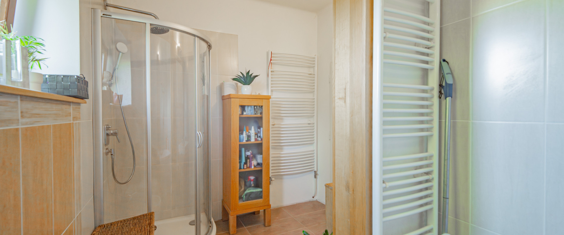 EXKLUZÍVNE !  RODINNÝ DOM S POZEMKOM 3806M2  MORAVANY nad Váhom