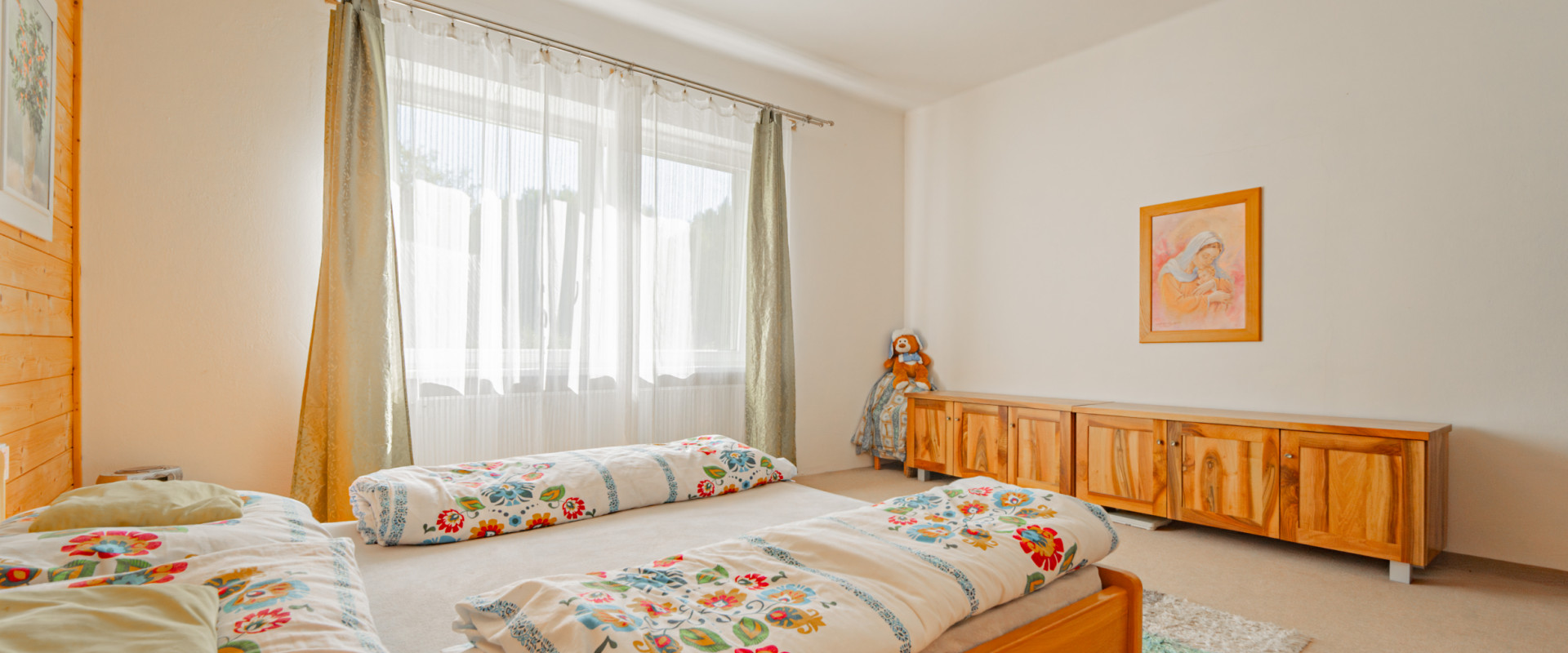 EXKLUZÍVNE !  RODINNÝ DOM S POZEMKOM 3806M2  MORAVANY nad Váhom