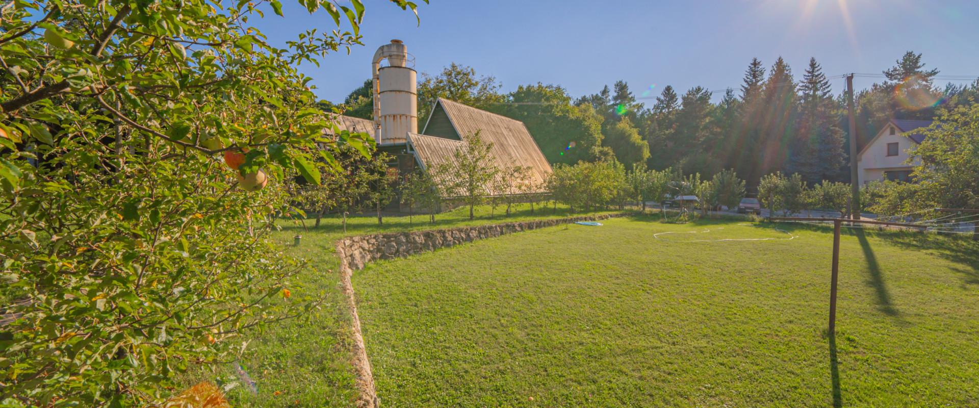 EXKLUZÍVNE !  RODINNÝ DOM S POZEMKOM 3806M2  MORAVANY nad Váhom