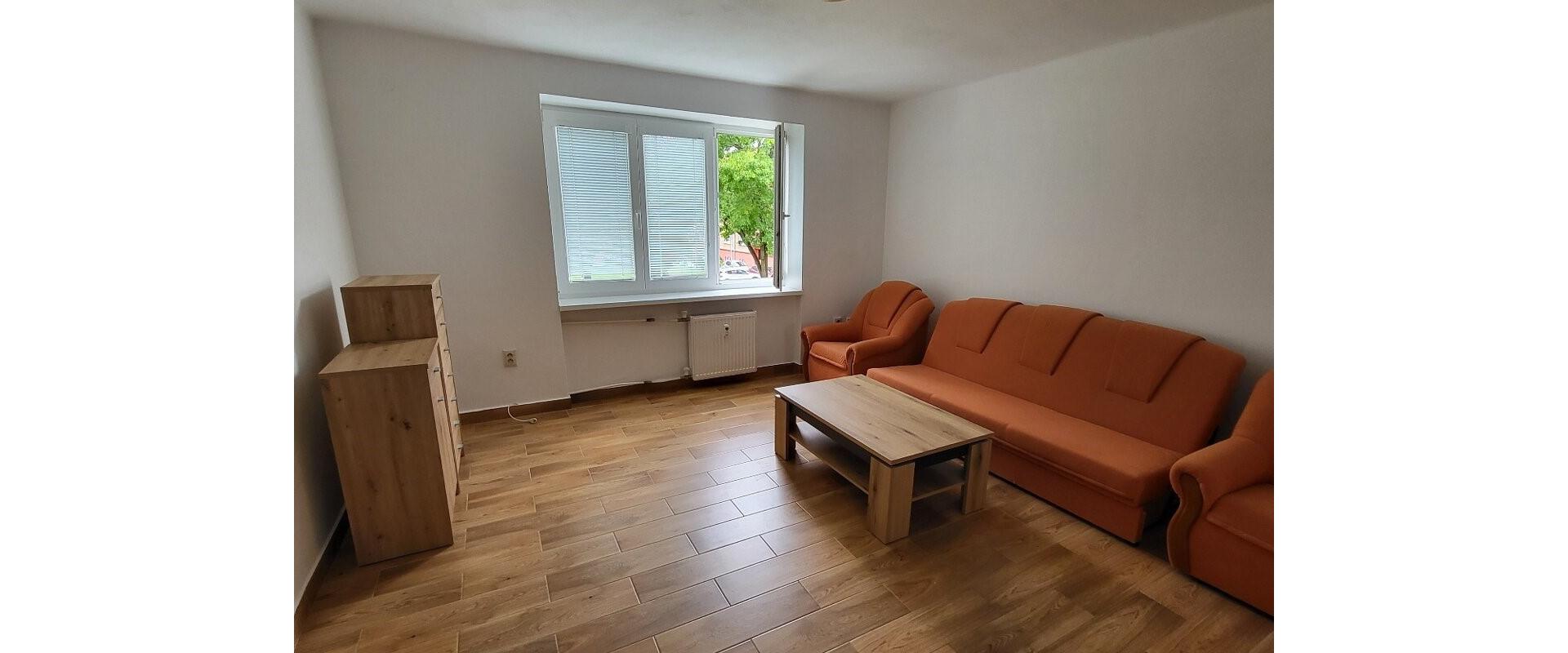 Slnečný 2-izbový byt s balkónom v tichej časti Prievidze