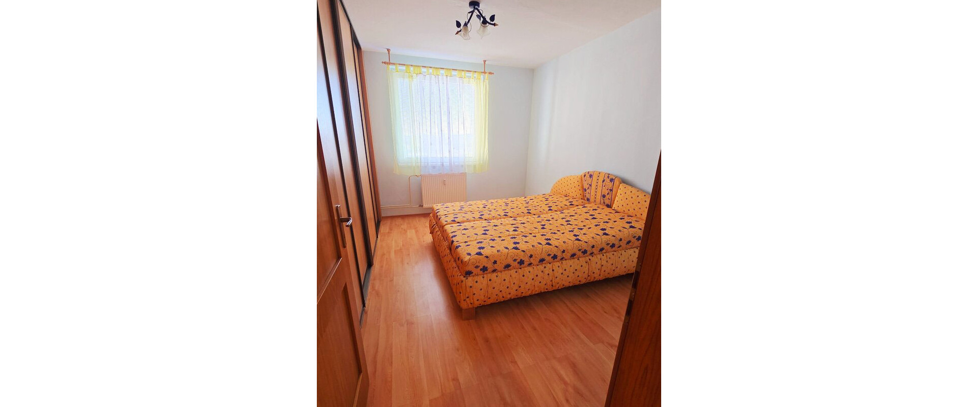 Prenájom: Zrekonštruovaný 3-izbový Byt s Balkónom na Kukorelliho Ulici!