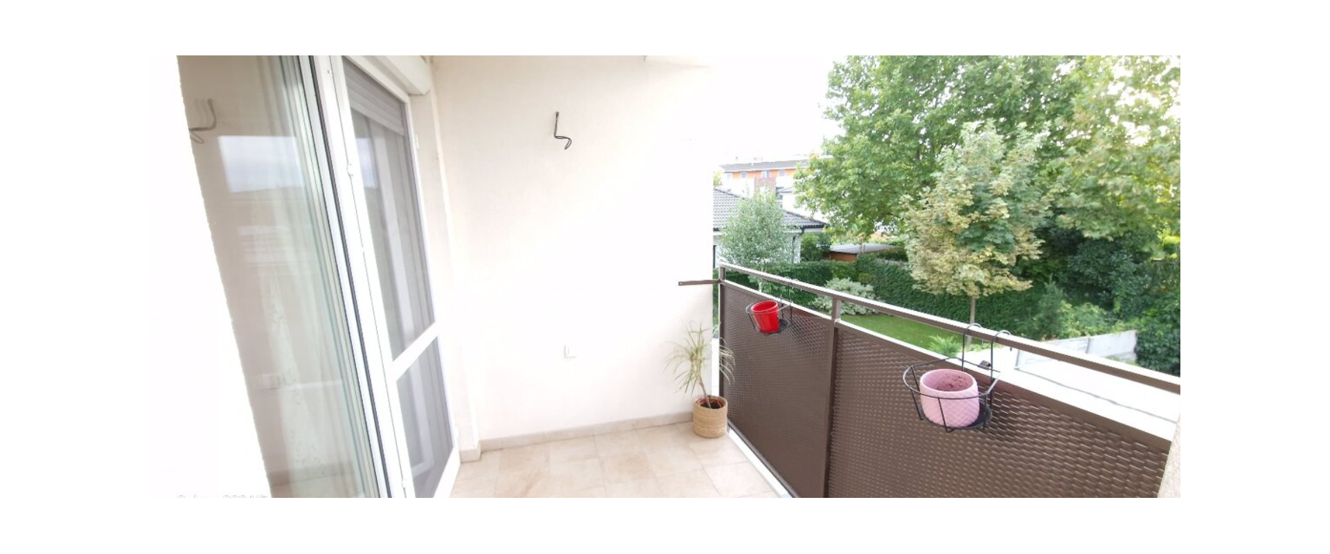 Na predaj nízkonákladový 3-izbový byt so záhradkou a saunou