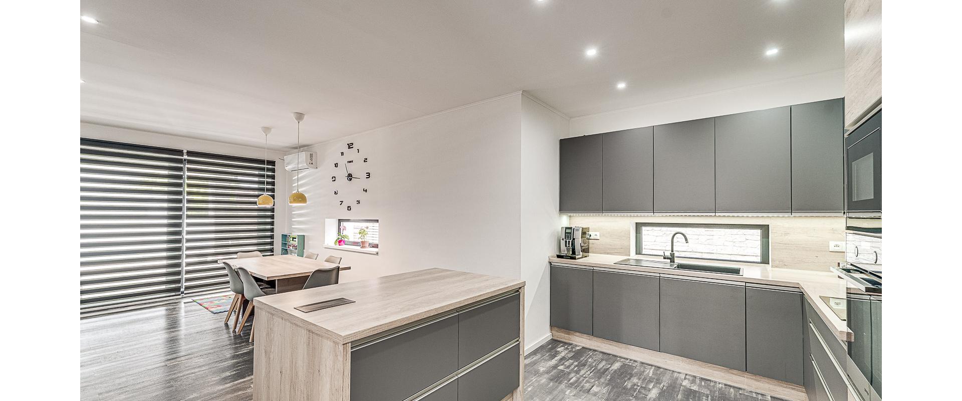 Moderný 5 izbový rodinný dom & bazén & altánok | Veľké Úľany