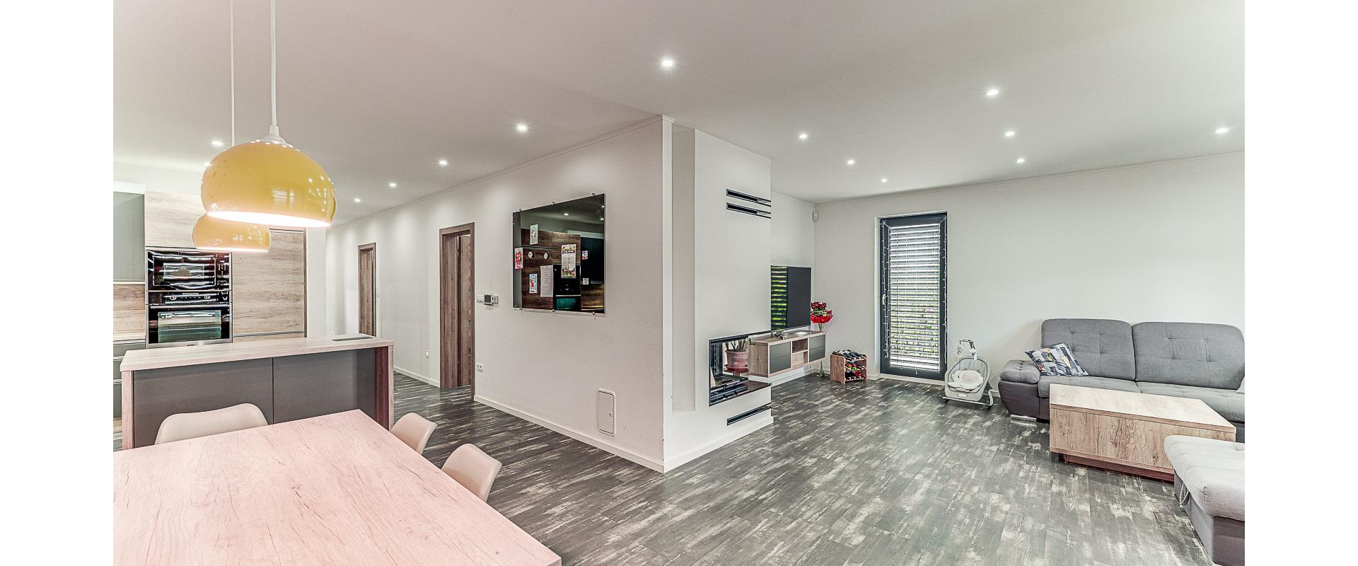 Moderný 5 izbový rodinný dom & bazén & altánok | Veľké Úľany