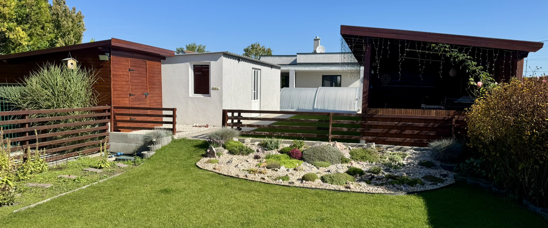 Moderný 5 izbový rodinný dom, altánok a bazén | Veľké Úľany