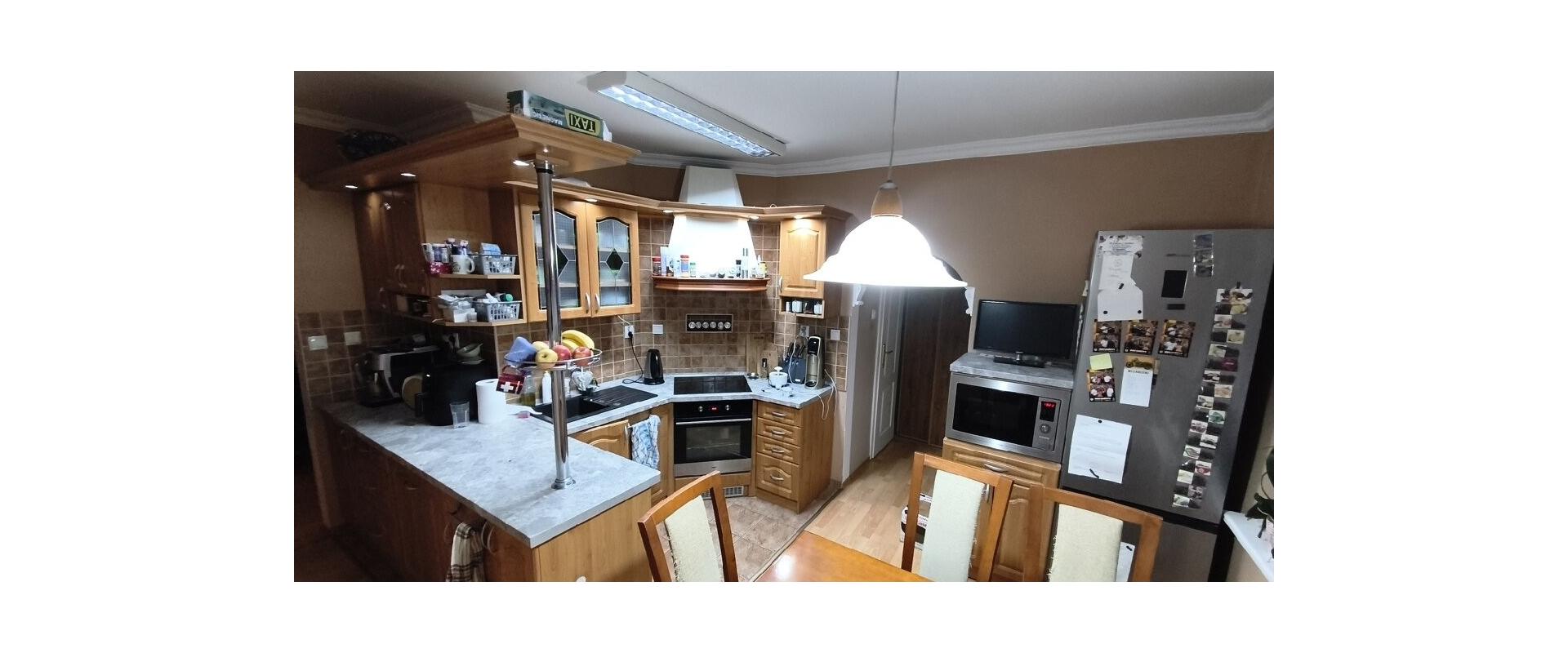 PREDAJ: veľký 3-izbový byt na Revolučnej ulici