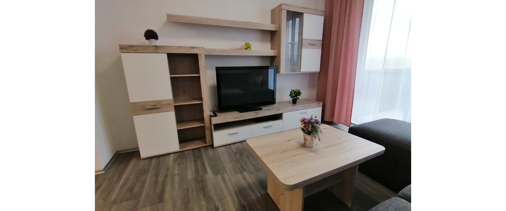 Prenájom klimatizovany 2 izbovy byt v novostavbe - Viladomy  Ľubotice