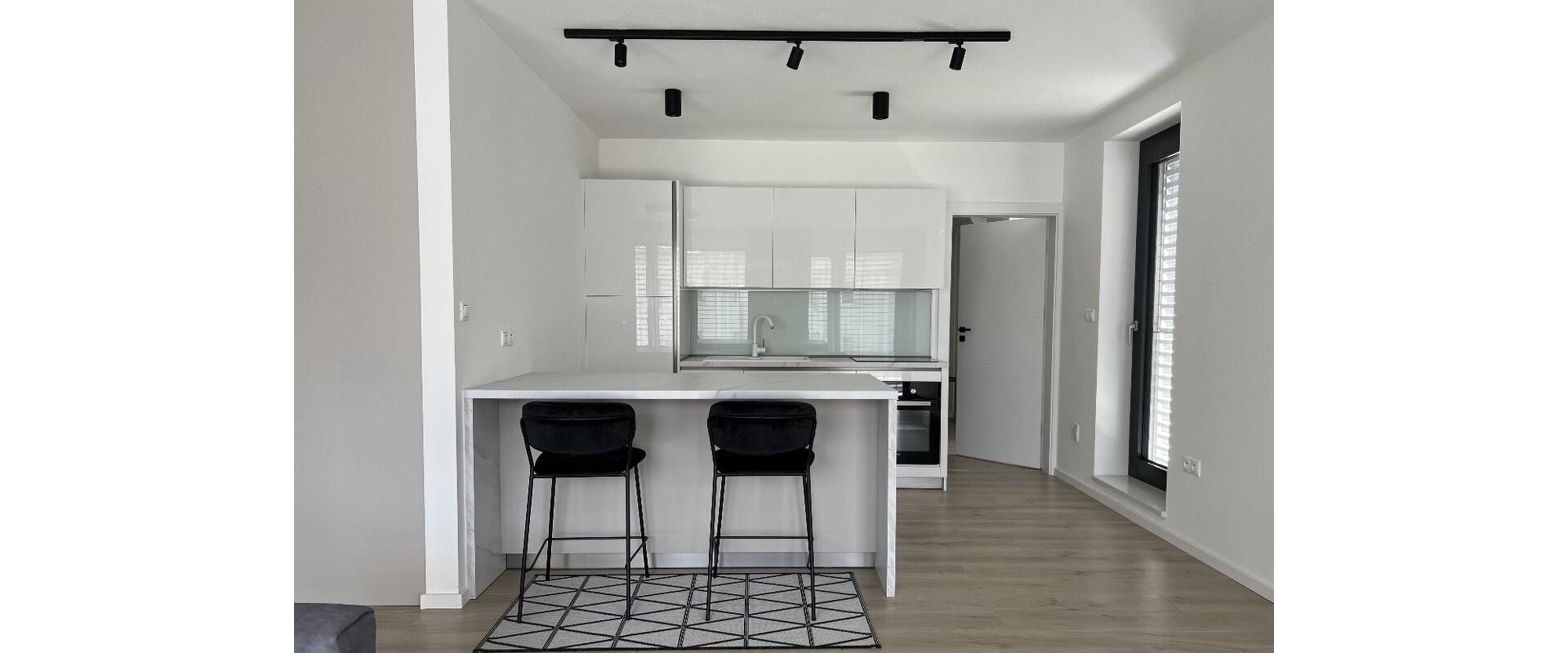 Prenájom-2 izbový byt v Rezidencii Ferenit, Nitra