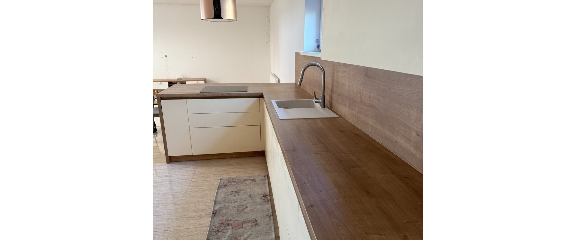 Na predaj: priestranný 4-izbový rodinný dom v obci Jánovce