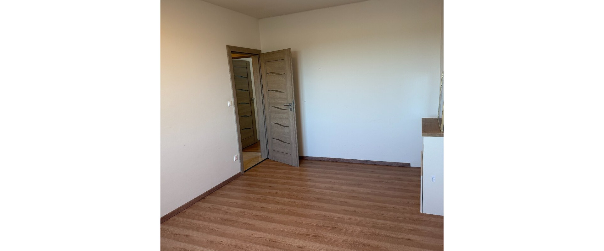 Na predaj: priestranný 4-izbový rodinný dom v obci Jánovce