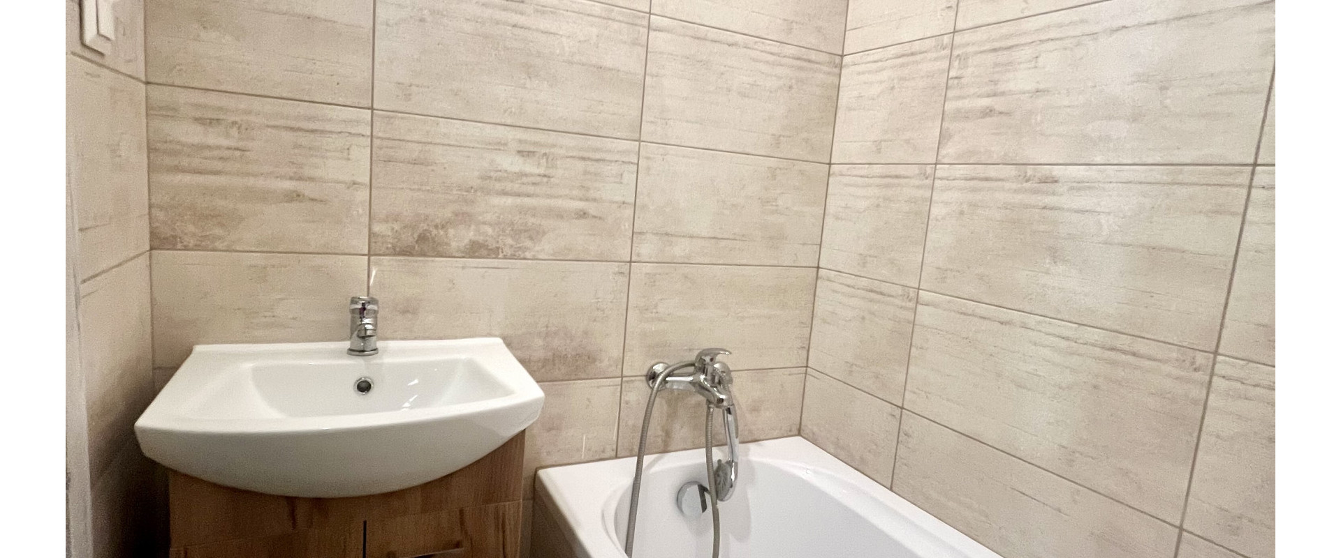 Predaj: 3- izbový byt Trenčín  na Juhu