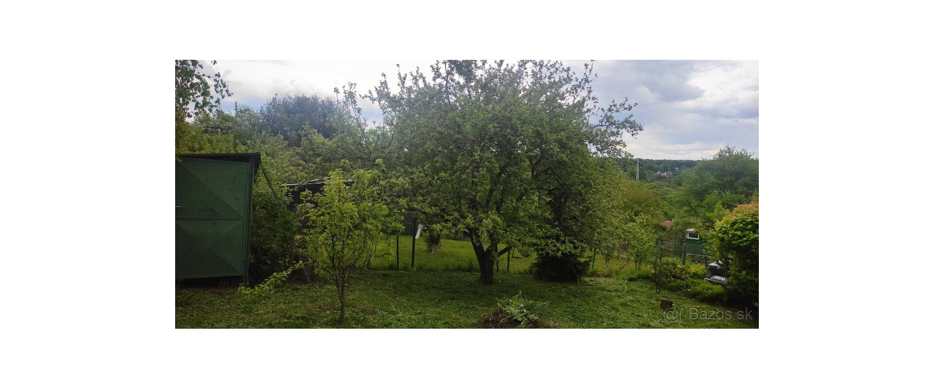 ZÁHRADA S CHATKOU A ALTÁNKOM, 375M2, NIŽNÁ ÚVRAŤ/HERINGEŠ