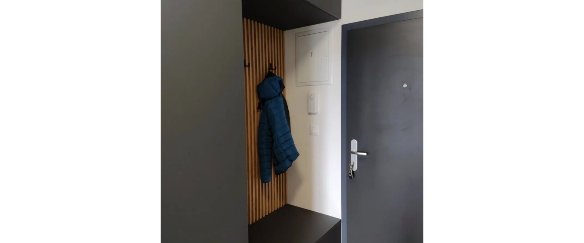 Prenájom : 2 izbový byt s Garážou Hanzlíkovská ulica