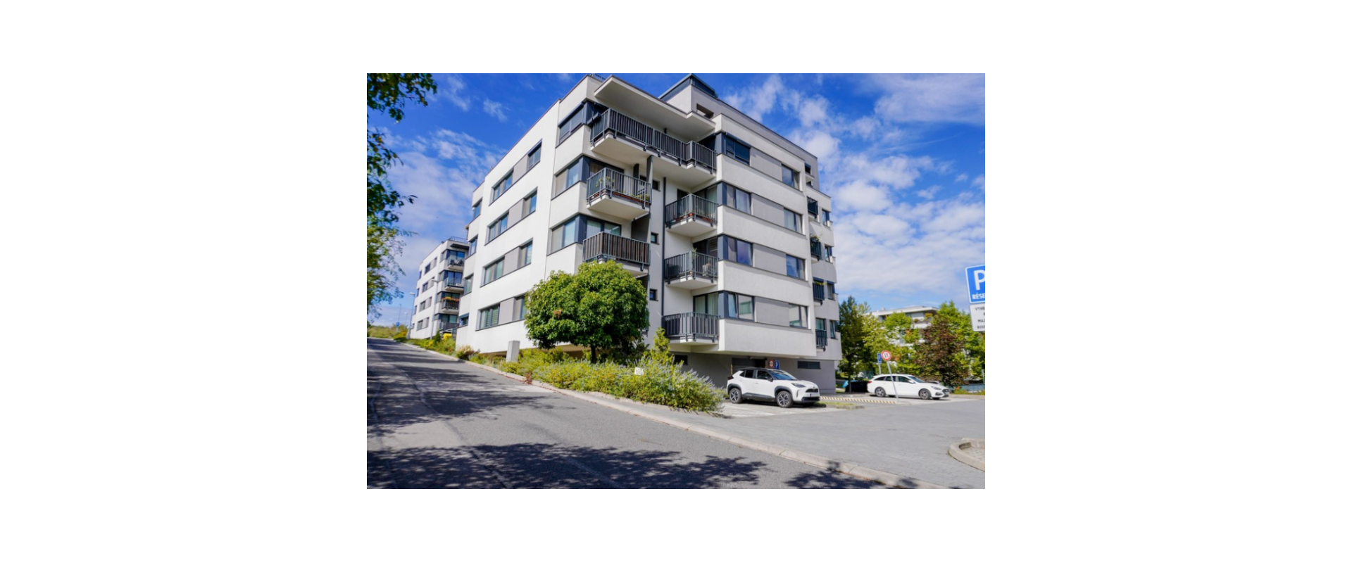 Na prenájom 2 izbový byt v Dúbravke