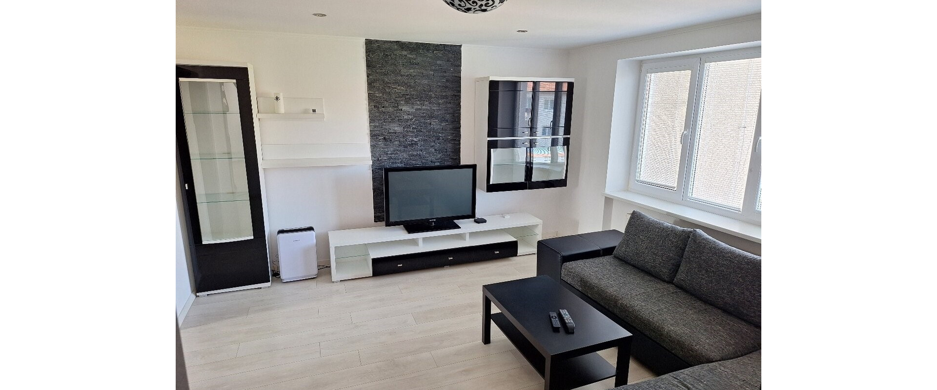 Prenajmeme moderný 2 izbový byt v Prievidzi