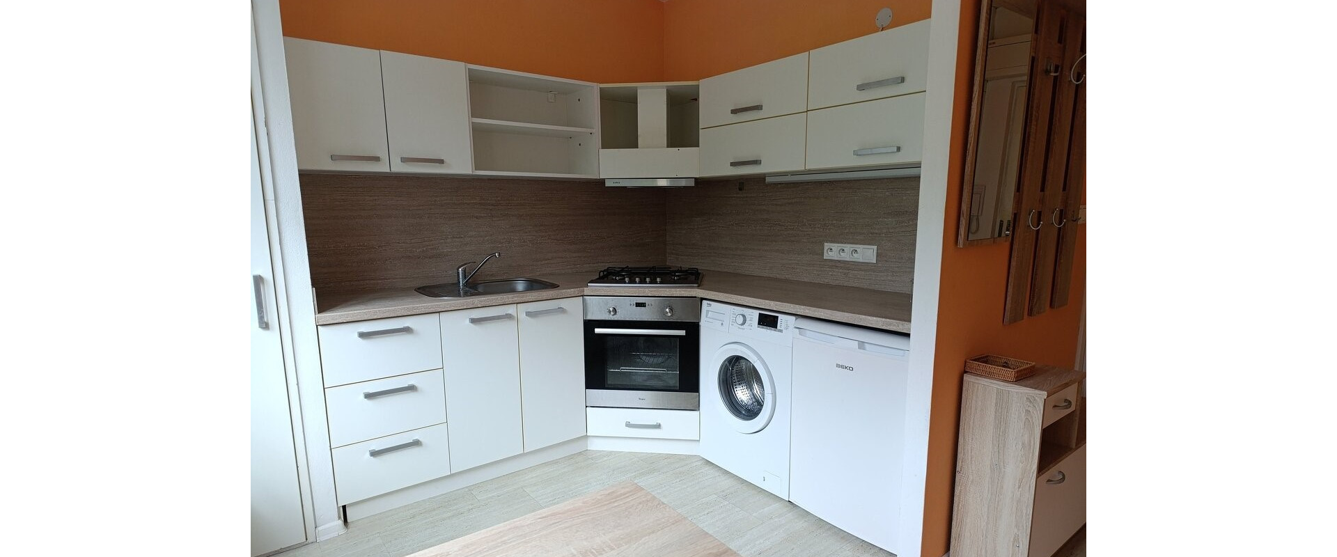 PREDAJ zrekonštruovaného slnečného 1-izbového bytu v centre Žiliny! REZERVOVANÉ