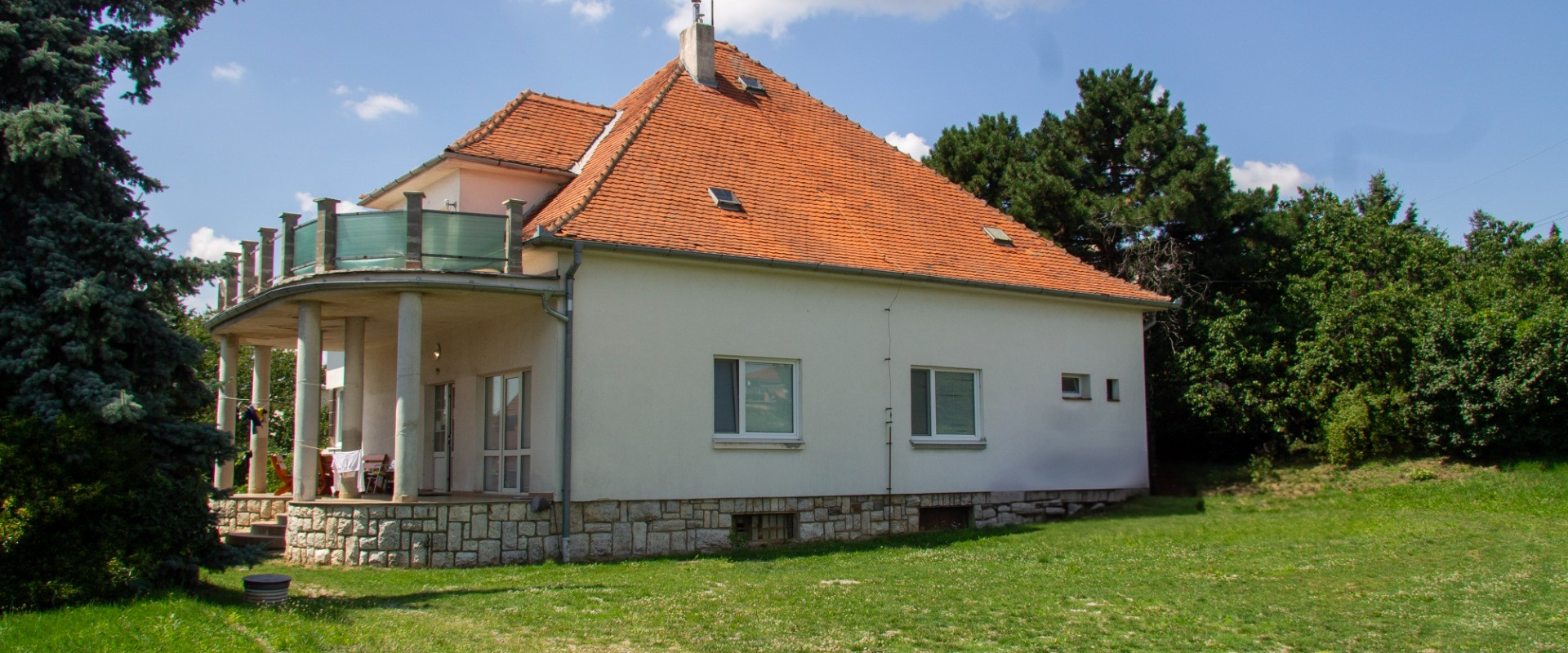 Prenájom garzónky pre 3osoby