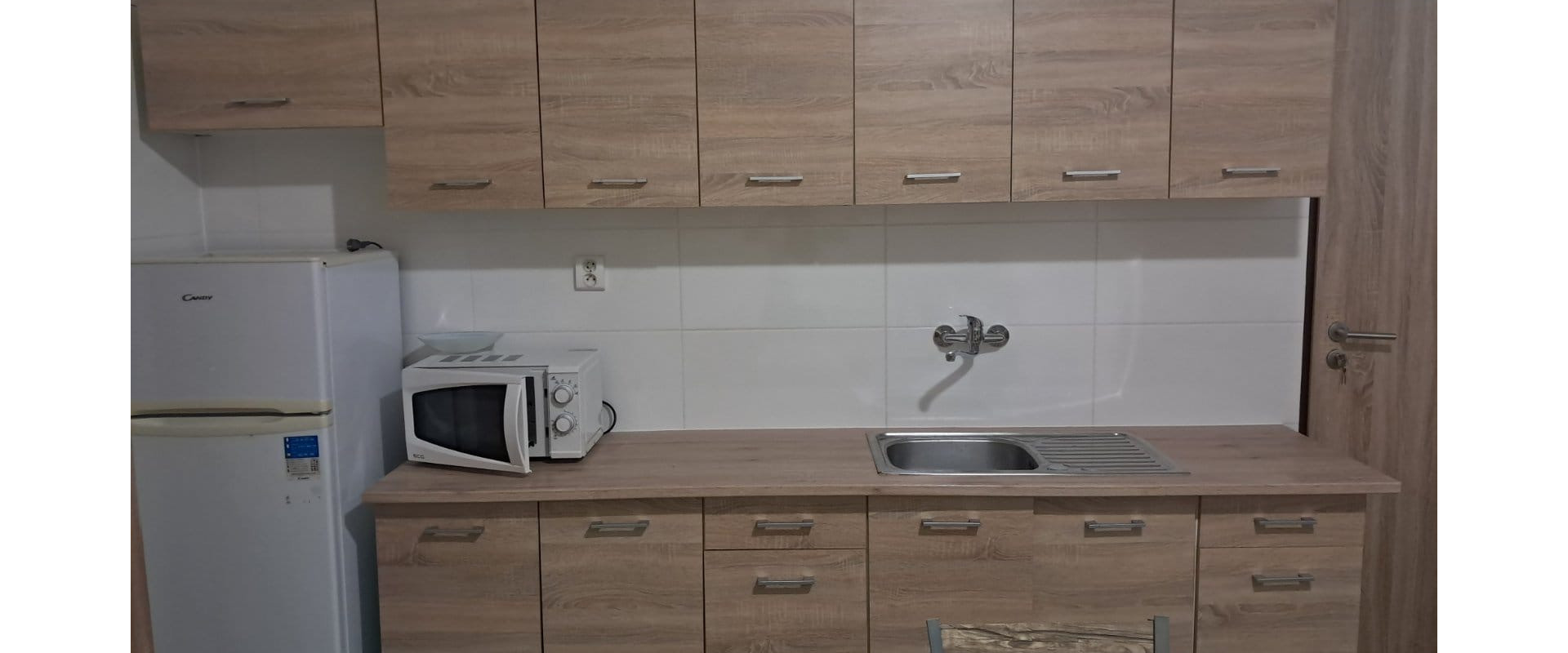 Prenájom garzónky pre 3osoby