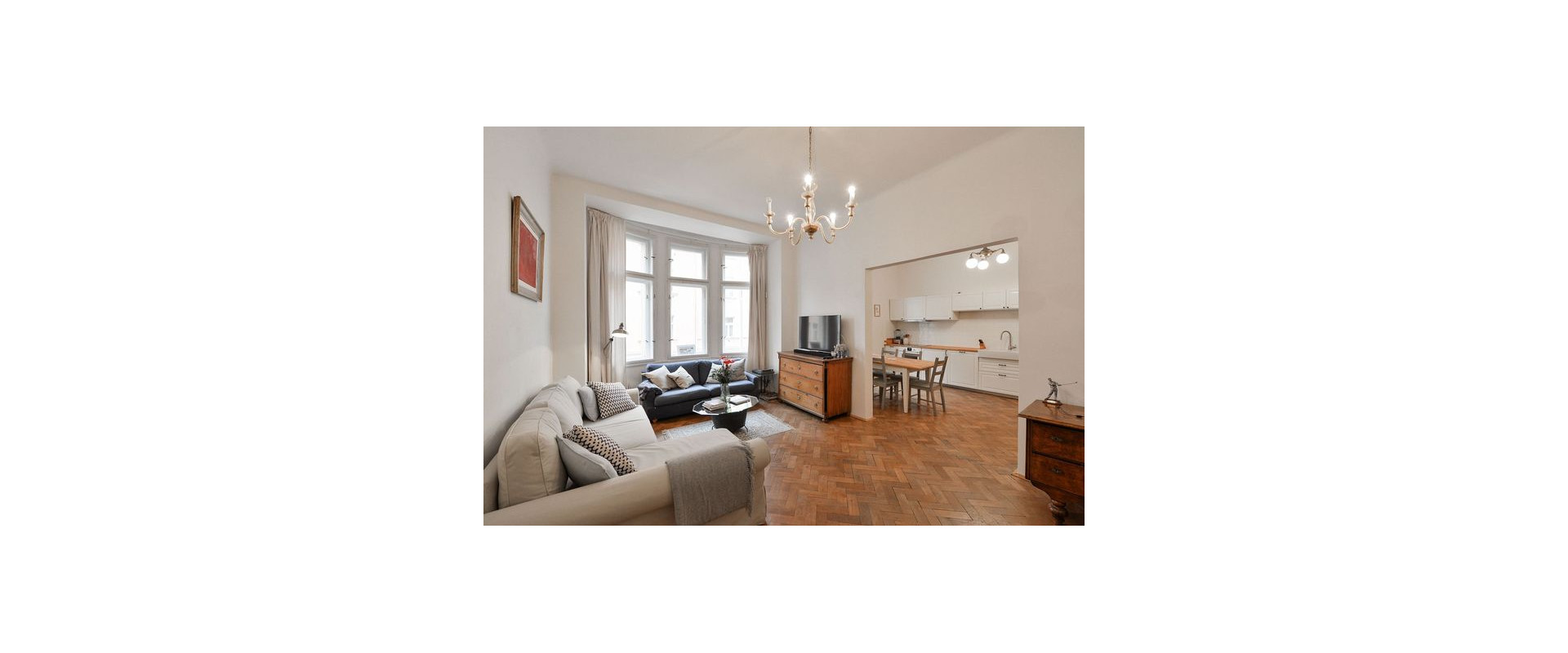 Výnimočný 3-izbový byt v historickom centre Bratislavy