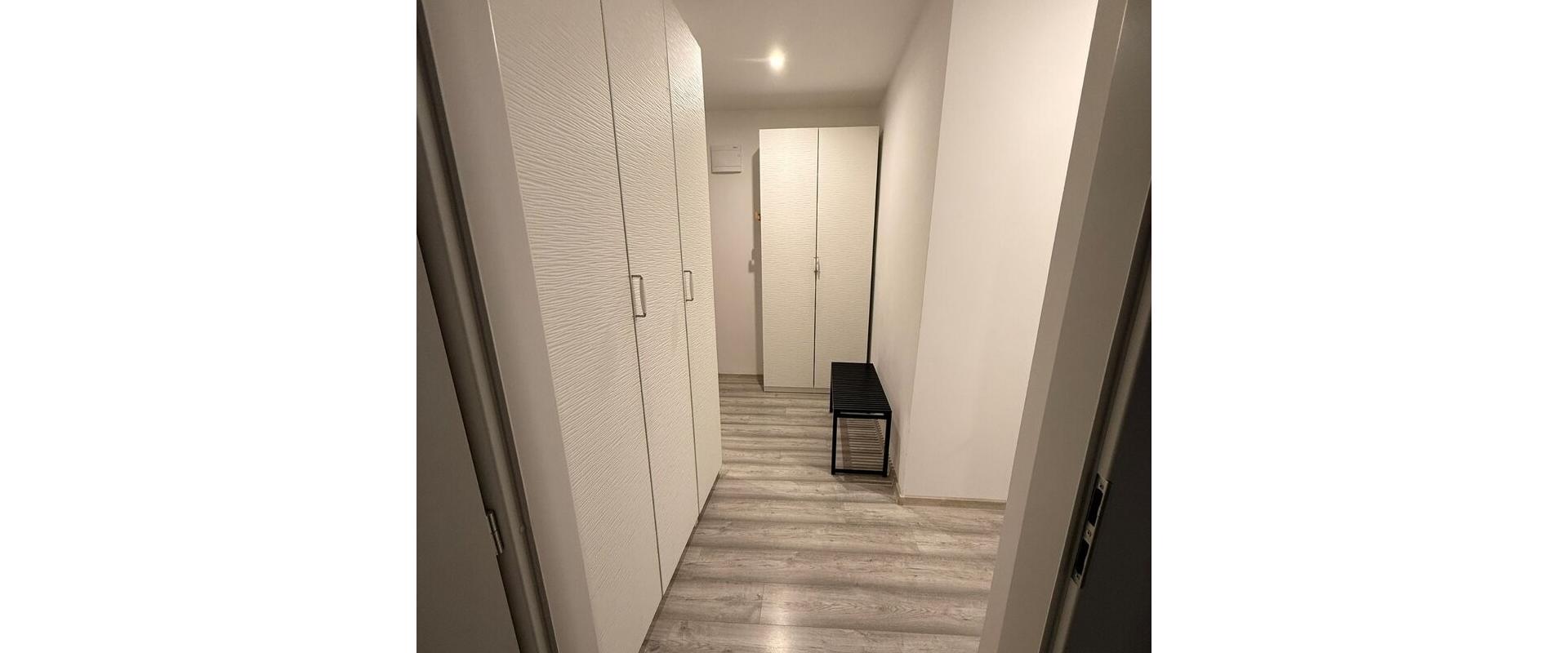 Priestranný 2izbový kompletne zrekonštruovaný byt v Krasňanoch