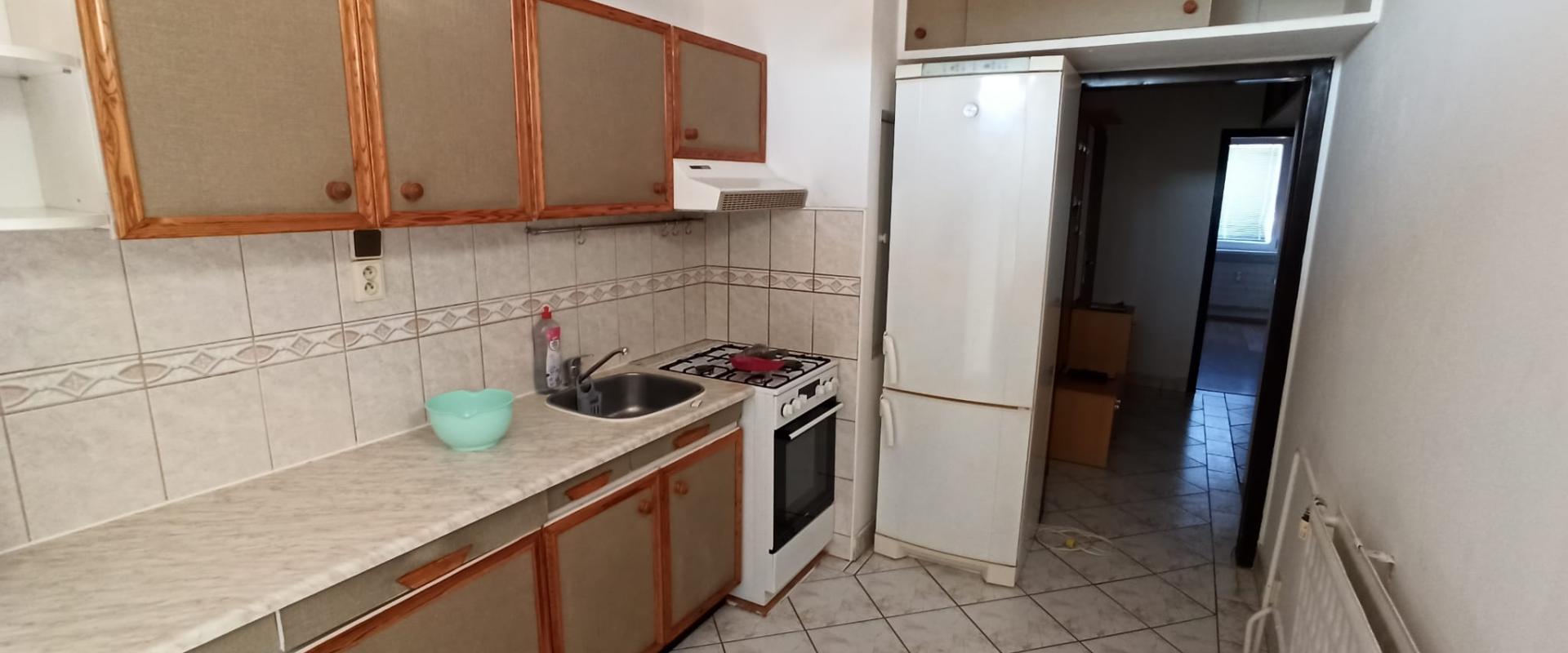 3- izbový byt na prenájom - PRIEVIDZA Tolstého