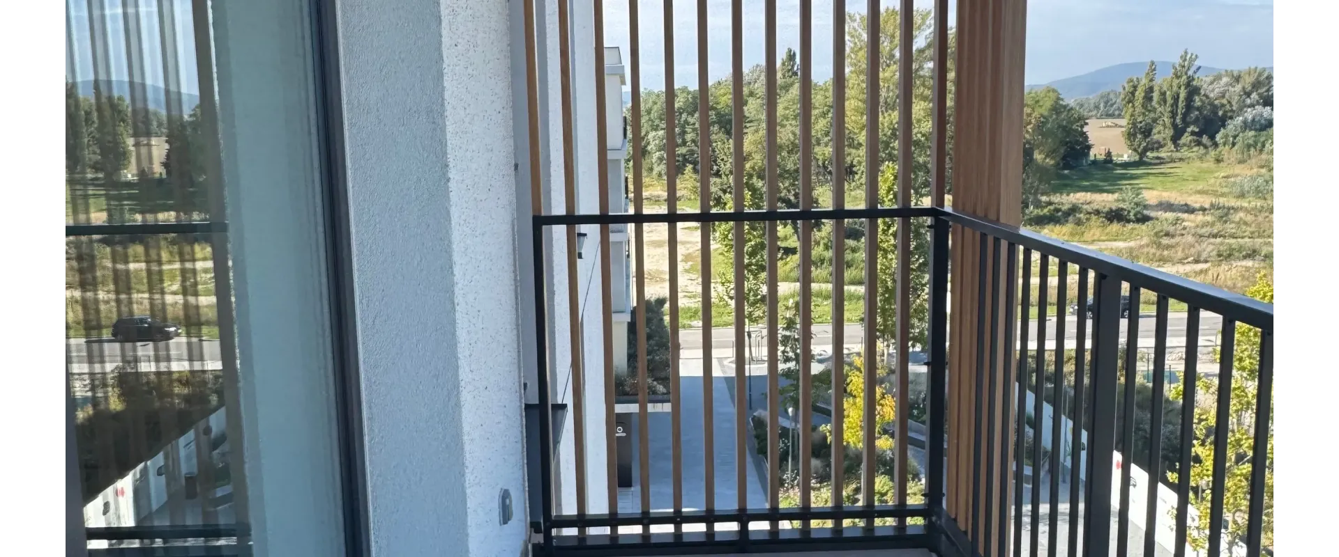 Štýlový 2izbový byt v projekte NESTO - nový, zariadený na mieru s balkónom a parkovaním