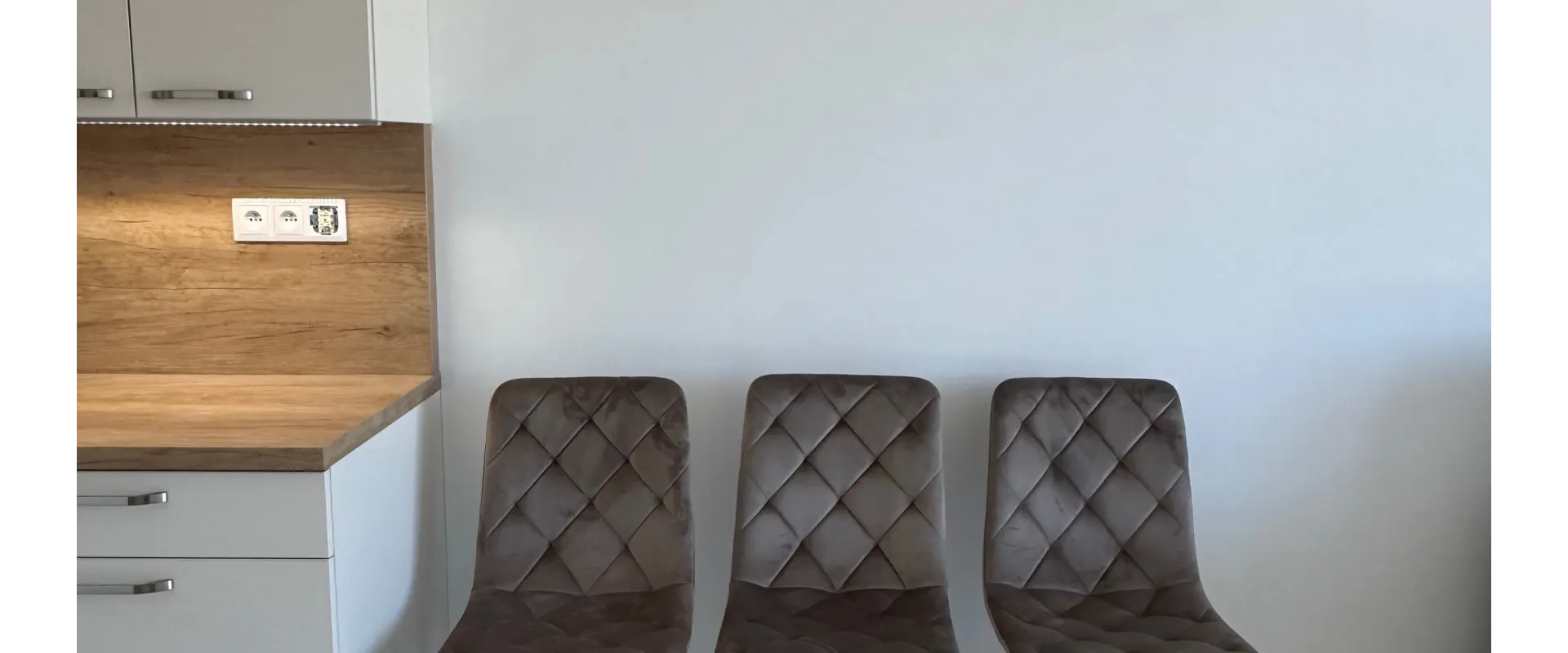 Štýlový 2izbový byt v projekte NESTO - nový, zariadený na mieru s balkónom a parkovaním