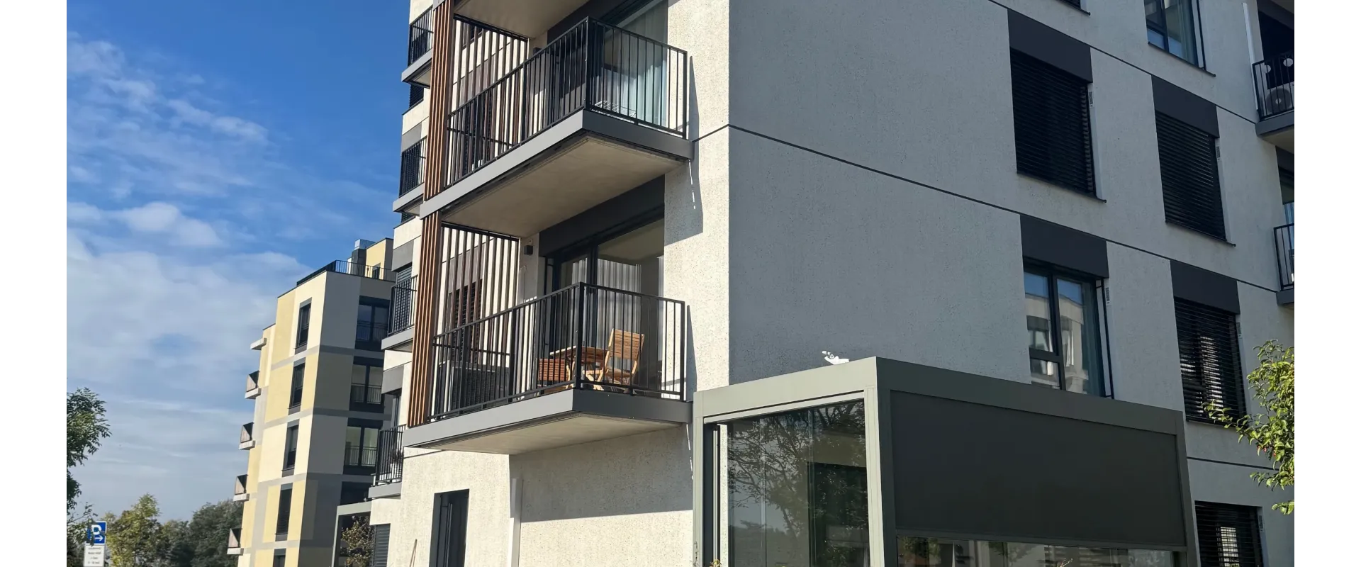 Štýlový 2izbový byt v projekte NESTO - nový, zariadený na mieru s balkónom a parkovaním