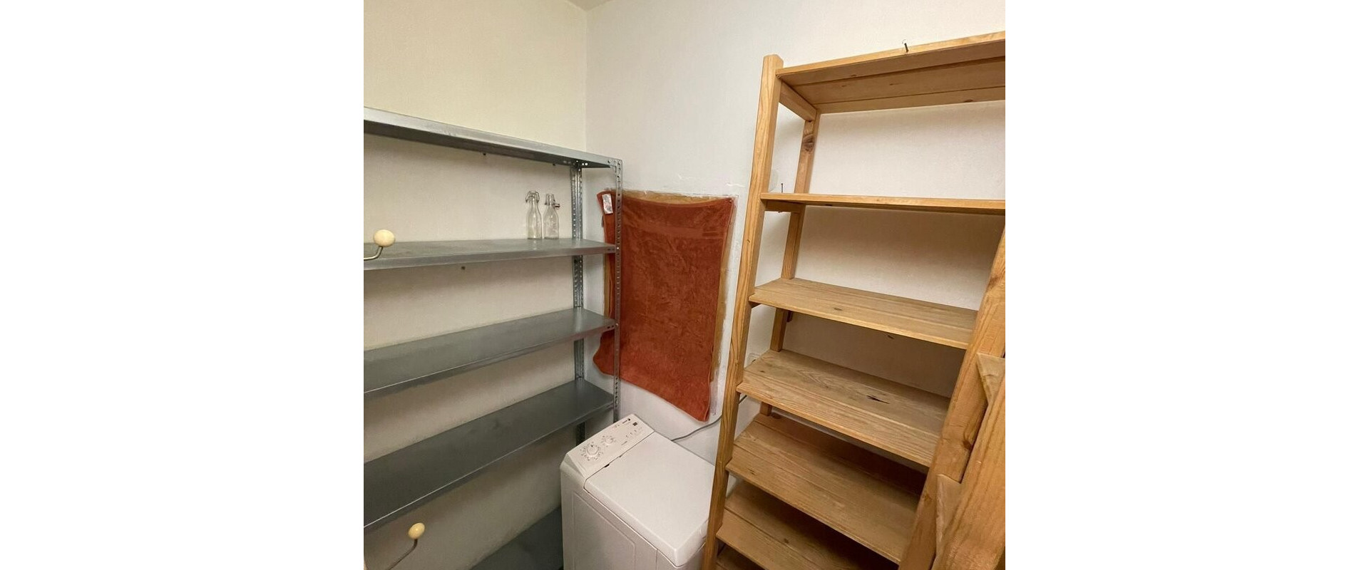 Prenájom 4-izbového bytu – Nedbalova ulica, Nitra