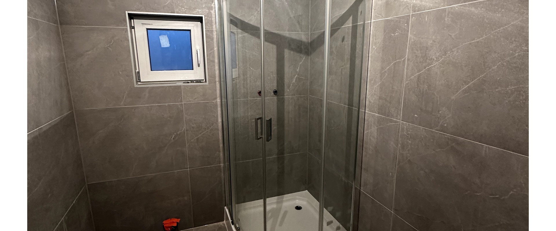 NA PREDAJ 2-izbový drevodom s terasou, nízke náklady, ticho, zeleň – Nitra