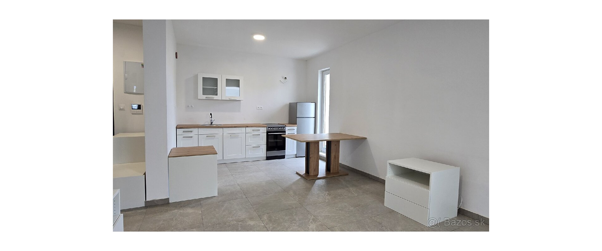 Na prenájom moderný 2-izbový byt s balkónom – Prešov,  Jána Pavla ll