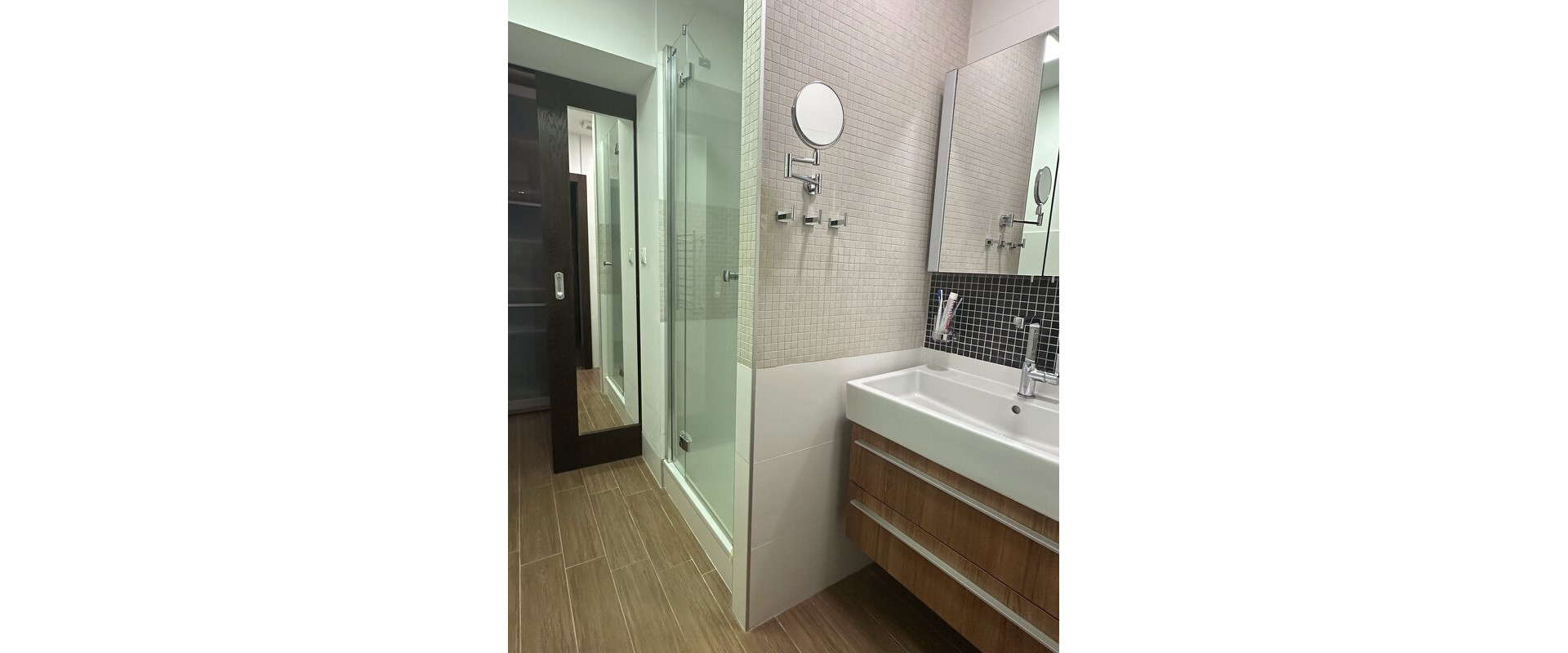 Štýlový 4- izbový byt na PREDAJ - Prievidza SEVER