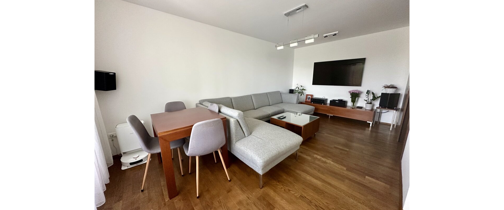 Štýlový 4- izbový byt na PREDAJ - Prievidza SEVER